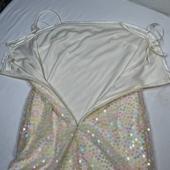 American Threads Sequin Slip Dress Iridescent White Flower Sequin Medium - Picture 6 of 12
